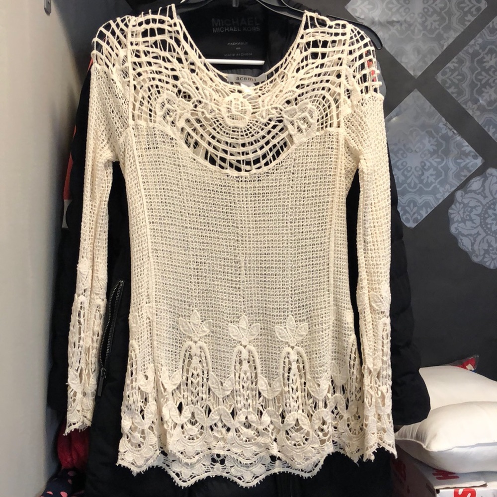100% cotton long sleeve small
